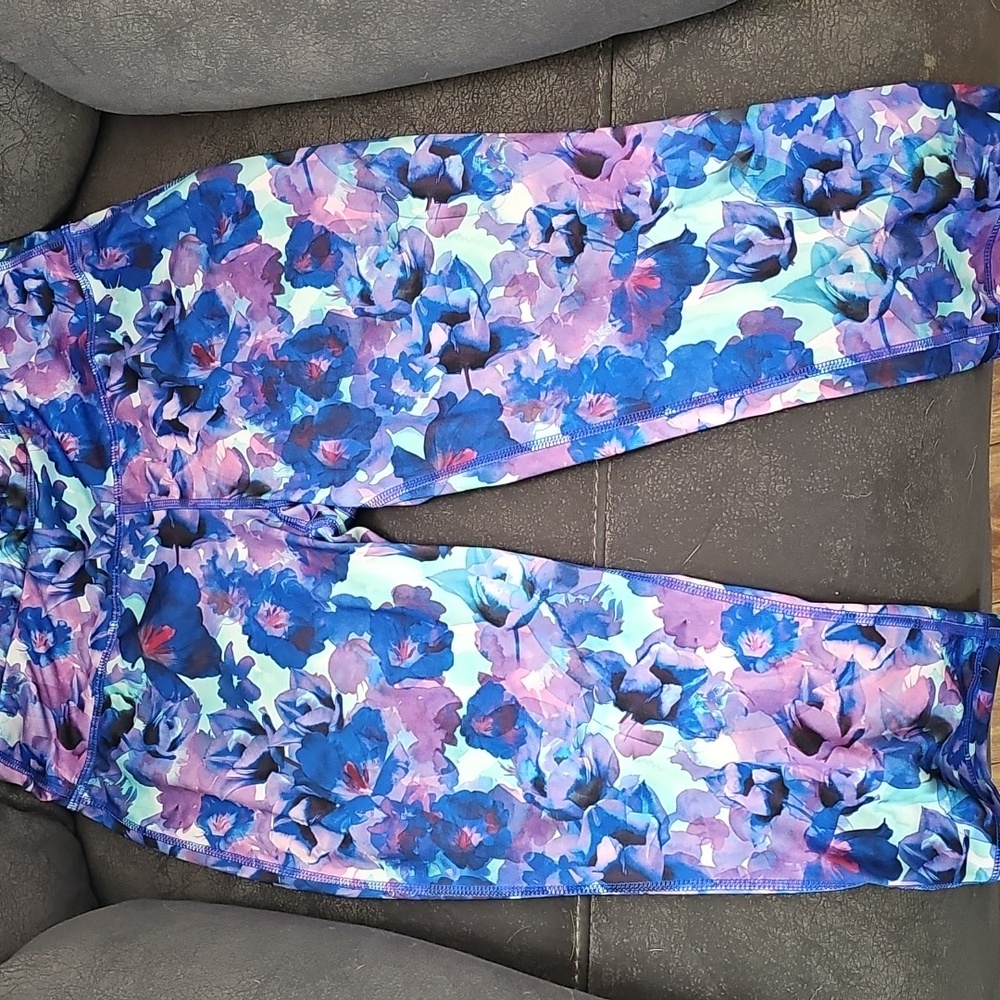 Danskin Now size small active leggings